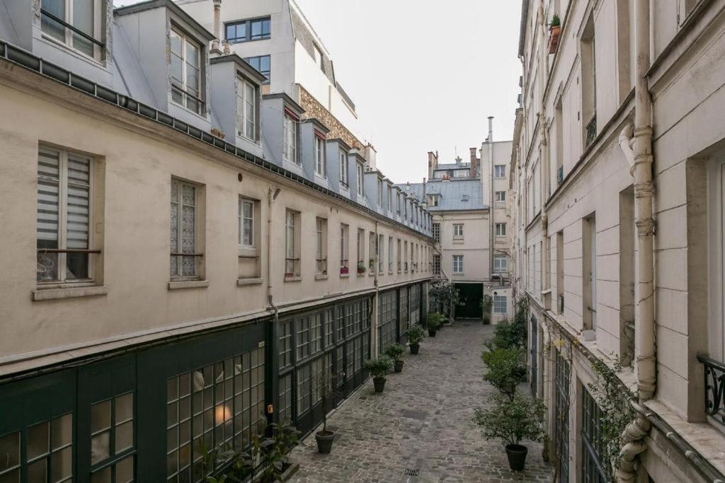 Modernized Studio - Meters From The Invalides Gardens Apartment Paris Ngoại thất bức ảnh
